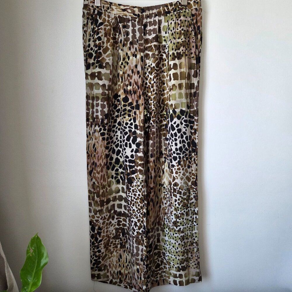 EUC LIKE NEW KAREN KANE CREPE PRINTED SOFT PANTS SIZE M